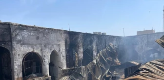 Irak'ın Kerkük kentinde Osmanlı yadigarı Kırdar Hanı'nda yangın çıktı