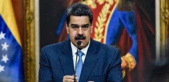 Maduro Türkiye'yle ilgili belgeyi canlı yayında imzaladı