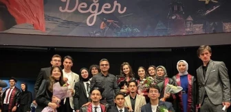 Mümtaz Turhan Anadolu Lisesi İlk Mezunlarını Verdi