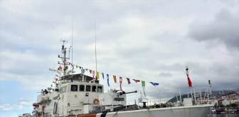 Trabzon'da Sahil Güvenlik Botu Vatandaşların Ziyaretine Açıldı