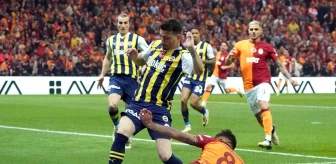 Galatasaray, Fenerbahçe'ye 1-0 Mağlup Oldu