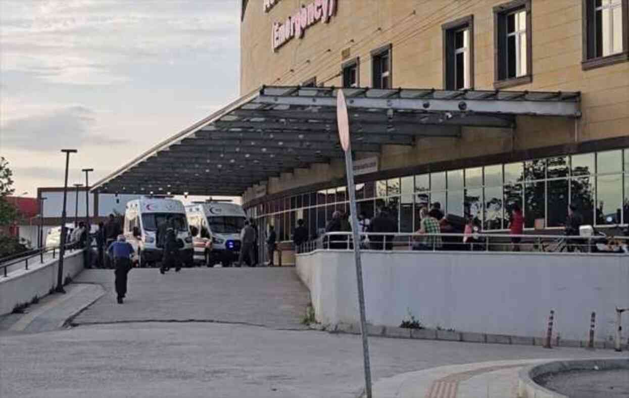 Çorum'da 6 yaşındaki çocuk babasının silahından çıkan kurşunla yaralandı