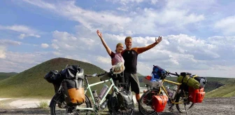 İsviçreli çift Türkiye'de bisiklet turuna çıktı