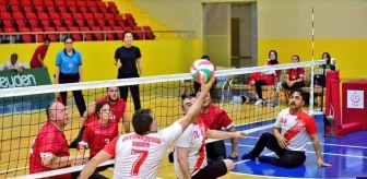 Oturarak Voleybol 1. Lig'de Final Maçlarını Kazanan Osmaniye Gençlik Eğitim ve Spor ile Bolu Gerede Süper Lig'e Yükseldi