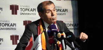 Galatasaray Başkanı Dursun Özbek Yılın Spor Yöneticisi Ödülünü Aldı