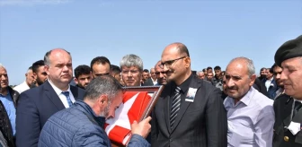 Gaziantep'te trafik kazasında hayatını kaybeden asker toprağa verildi
