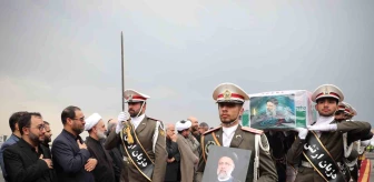 İran Cumhurbaşkanı Reisi ve diğer yetkililer için cenaze töreni düzenlendi