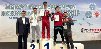 Körfez Gençlerbirliği Sporcusu Burak Güneş 1. Uluslararası Akdeniz Kick Boks Şampiyonası'nda Şampiyon Oldu