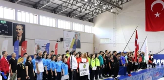Karaman'da Okul Sporları Yıldızlar-Gençler Oturarak Voleybol Türkiye Şampiyonası Başladı