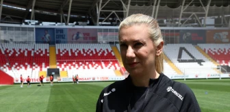 A Milli Kadın Futbol Takımı, Azerbaycan'ı Erzincan'da yenmek istiyor