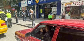 Zonguldak'ta Tofaş aracın sürücüsü cam filmini sökerek ceza yememek için direndi