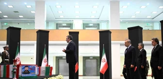 Cumhurbaşkanı Yardımcısı Cevdet Yılmaz ve Dışişleri Bakanı Hakan Fidan İran Cumhurbaşkanı İbrahim Reisi için taziye merasimine katıldı