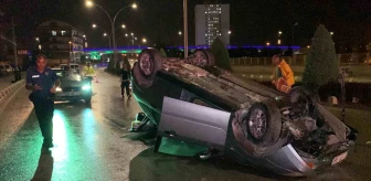 Karaman'da Sağanak Yağış Nedeniyle Otomobil Devrildi, Sürücü Yaralandı