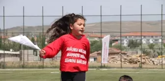 Kırıkkale'de Geleneksel Çocuk Oyunları Yarışması Başladı