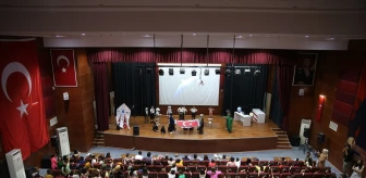 Mardin'deki kırsal okulda 'Köyden indim uzaya' oyunu sahnelendi