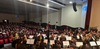 Afyonkarahisar'da Milli Savunma Bakanlığı Armoni Mızıkası Komutanlığı konser verdi