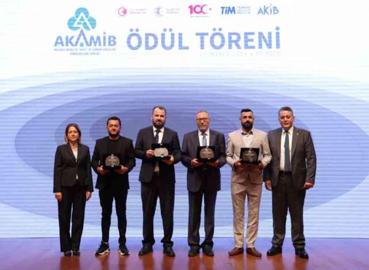 AKAMİB, İhracat Şampiyonlarını Ödüllendirdi