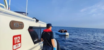 İzmir'de 44 düzensiz göçmen kurtarıldı, 23 düzensiz göçmen yakalandı
