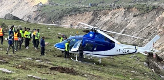Hindistan'da Helikopter Kontrolden Çıktı