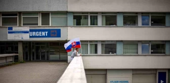 Slovakya Başbakanı Robert Fico'nun sağlık durumu iyileşiyor