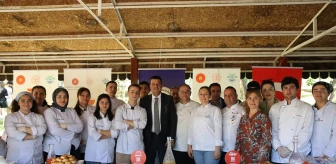 Edirne'de Türk Mutfağı Haftası etkinlikleri kapsamında Osmanlı saray şerbetleri ikram edildi