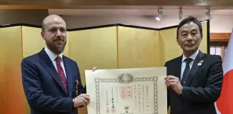 Japonya Hükümeti, Necmeddin Bilal Erdoğan'a Nişan Takdim Etti