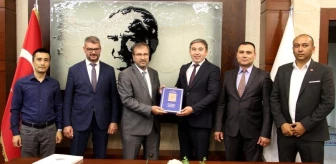 Özbekistan Taşkent Oriental Üniversitesi Rektörü Karabük Üniversitesini Ziyaret Etti