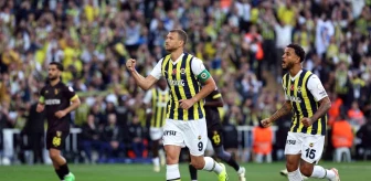 Fenerbahçe'nin Bosna Hersekli forveti Edin Dzeko, Süper Lig'de 21 golle sezonu kapattı