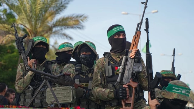 حماس، احتجزت جزءًا آخر من الجنود الإسرائيليين الذين يتصارعون معهم.