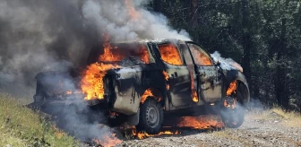 Hassa'da Kamyonette Çıkan Yangın Ormanlık Alana Sıçramadan Söndürüldü