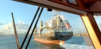 Haydarpaşa Mendireği açıklarında makine arızası yaşayan genel kargo gemisi Ahırkapı Demir Sahası'na demirletildi