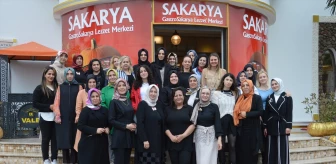 Kültür ve Turizm Bakanlığı Sanatçıları Sakarya'da Halk Eğitim Merkezi Öğreticilerine El Sanatı Eğitimi Verdi