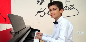 Sarıkamış'ta Piyano Kursu Öğrencilerinden Konser