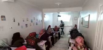 Eskişehir'de 'En İyi Narkotik Polisi Anne' projesi ile annelere farkındalık eğitimi verildi