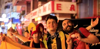 Antalya'da Fenerbahçeli bir taraftar Galatasaray'ın şampiyonluk kutlamalarına katıldı