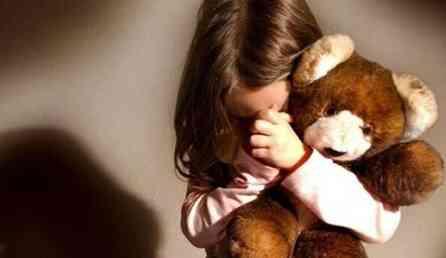 Çocuk istismarını önlemek için neler yapılabilir? Çocuğun fiziksel istismara uğradığı nasıl anlaşılır? Çocuk istismarını önlemek için neler yapılabilir? Çocuğun fiziksel istismara uğradığı nasıl anlaşılır?