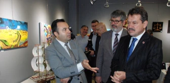 Eskişehir L Tipi Kapalı Cezaevi'ndeki Hükümlülerin Eserlerinin Sergilendiği Sergi Açıldı