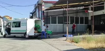 Sabah işe gelen esnaf erkek cesedi buldu