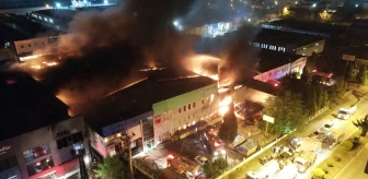 Samsun'da Yatak Fabrikasında Yangın Çıktı