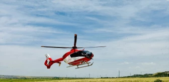 90 yaşındaki kadın ambulans helikopterle hastaneye ulaştırıldı