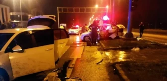 Erzurum'da korkunç kaza! 3 kişi hayatını kaybetti, 1'i ağır 5 kişi yaralandı