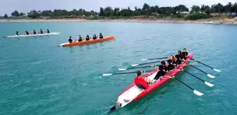 Adana'da Liseli Gençlerden Kürek Şampiyonasında Başarı