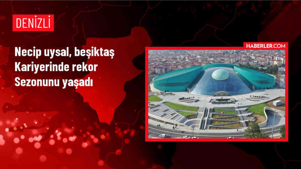 Necip Uysal, Beşiktaş'ta kariyerinin en istikrarlı sezonunu yaşadı