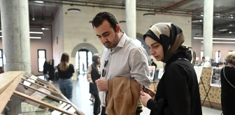 İZÜ'de Türkiye'de Dini Hayat Arşivi Sergisi Açıldı