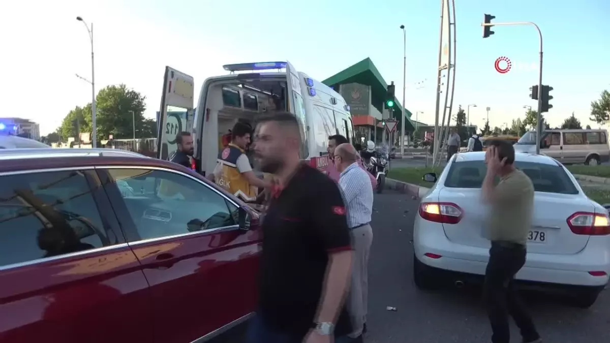 Kaza sonrası tartışmaya polis müdahale etti