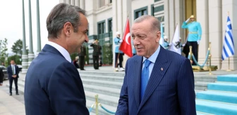 Miçotakis bir kez daha resti çekti: Türkiye'yi ilgilendirmez