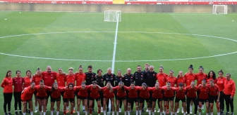 A Milli Kadın Futbol Takımı Azerbaycan ile maç öncesi antrenman yaptı