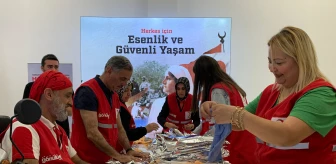 Türk Kızılay, Kurban Bayramı'nda ihtiyaç sahiplerine bayramlık kıyafet yardımı yapacak