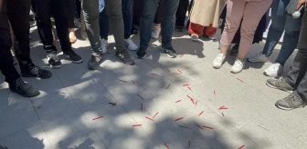 Öğretmenlere şiddete tepki: Kalemlerimizi kırarak gösterdik