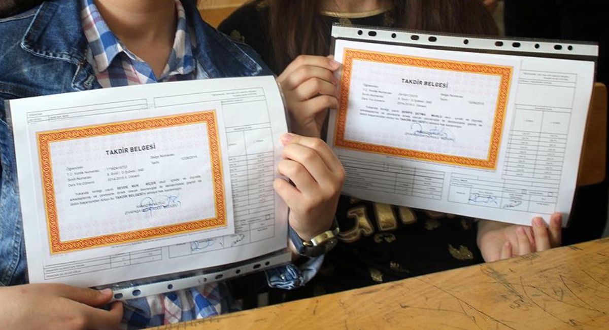 Devamsızlık 5 gün olursa teşekkür belgesi alınır mı? Lisede devamsızlık 5 gün olunca belge veriliyor mu?
